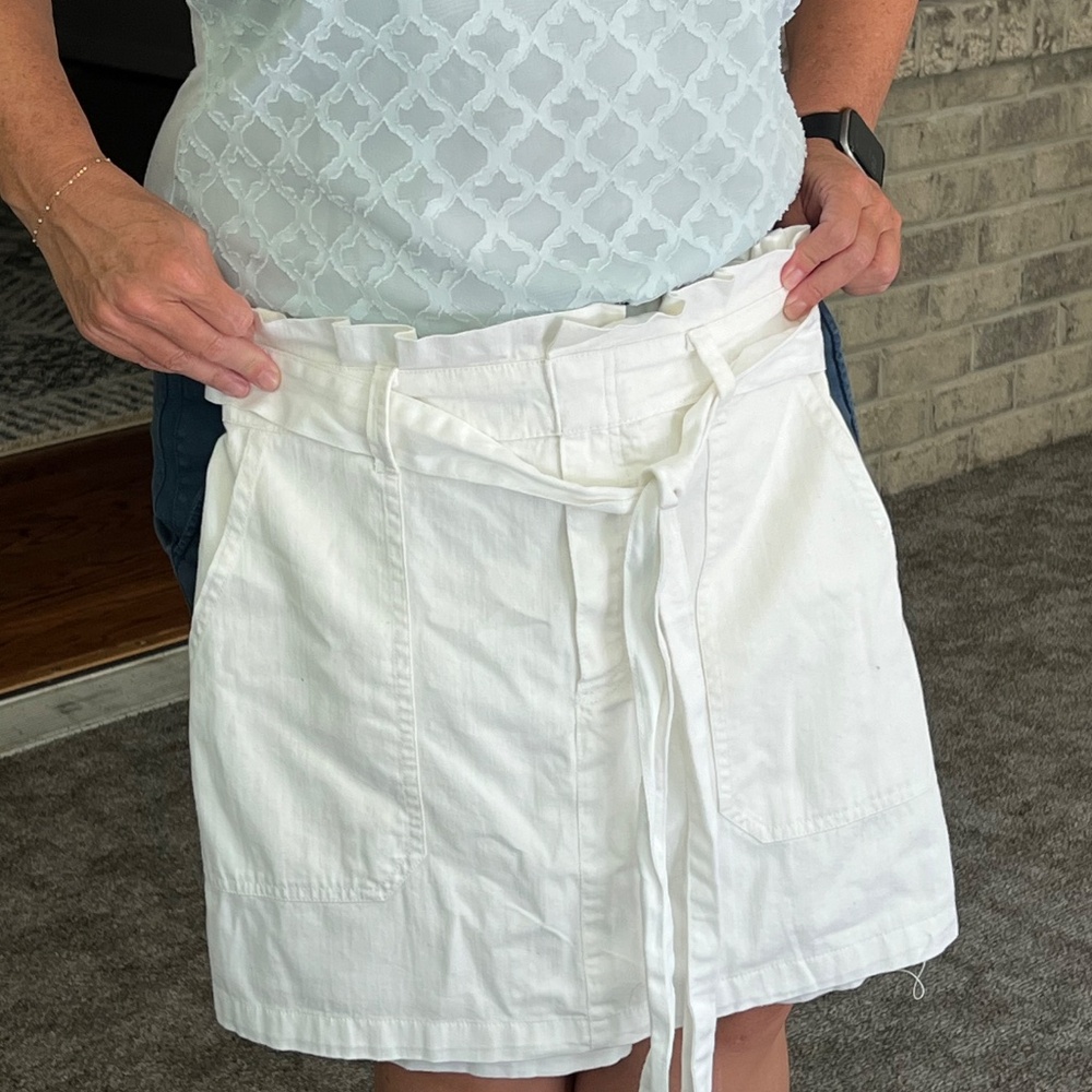 White American Eagle mini skirt size small